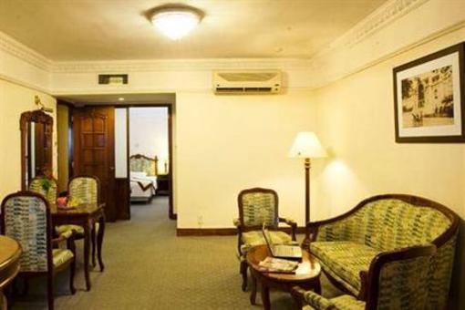 фото отеля Century Riverside Hotel