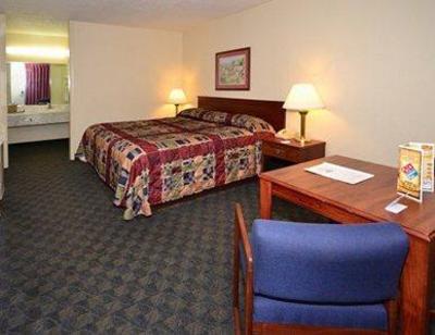 фото отеля Rodeway Inn & Suites Harriman
