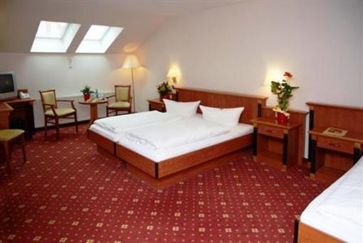 фото отеля Altmark-Hotel Schwarzer Adler