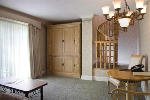 фото отеля The Copperfield Inn Resort