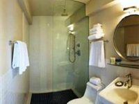 The Pearl Hotel San Diego