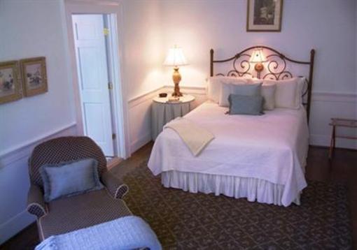 фото отеля A Camden SC Bed and Breakfast (South Carolina)