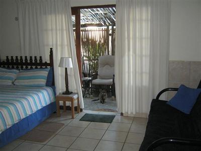 фото отеля Family And Friends Guesthouse