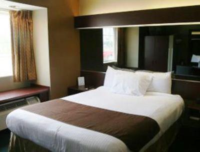 фото отеля Microtel Inn & Suites London