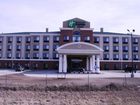 фото отеля Holiday Inn Express Hotel & Suites Pratt