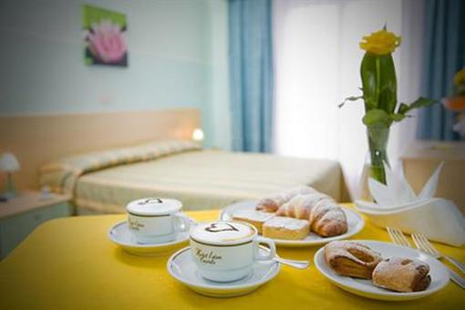 фото отеля Hotel Eden Caorle