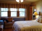 фото отеля Corner Oak Manor Bed & Breakfast Asheville