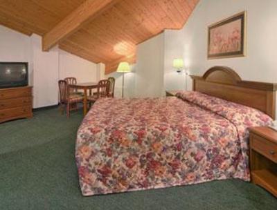 фото отеля Baymont Inn & Suites Oxford (Ohio)