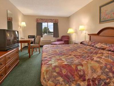 фото отеля Baymont Inn & Suites Oxford (Ohio)