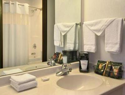 фото отеля Baymont Inn & Suites Oxford (Ohio)