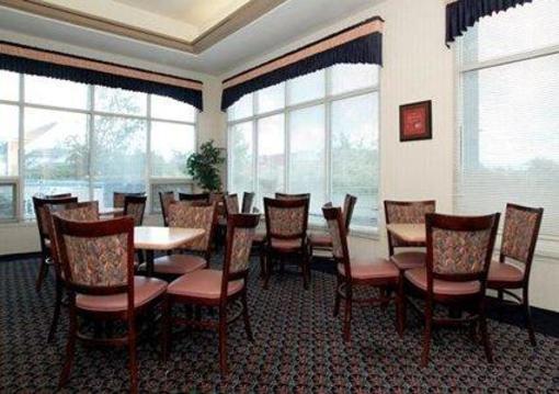 фото отеля Econo Lodge Elyria