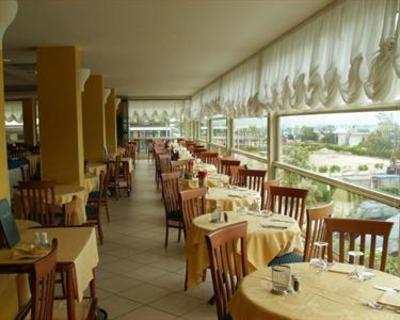 фото отеля Hotel Londra Cervia