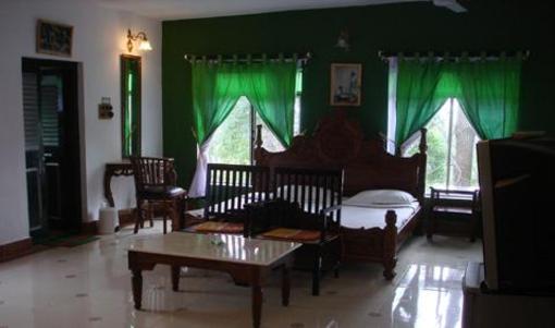 фото отеля The Lake Forest Hotel Yercaud
