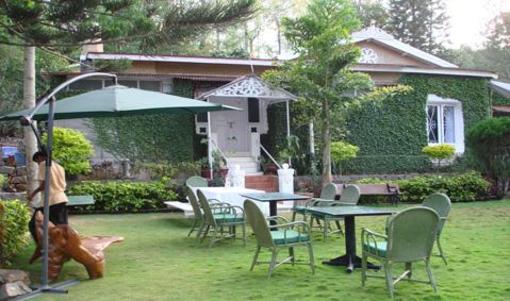 фото отеля The Lake Forest Hotel Yercaud