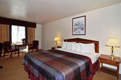 фото отеля BEST WESTERN Luxury Inn