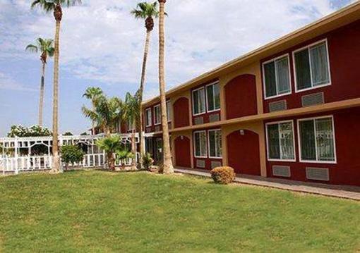 фото отеля Clarion Inn El Centro
