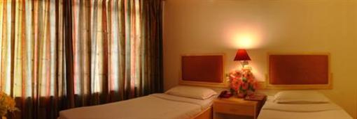 фото отеля Meghalaya Hotel