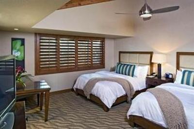 фото отеля Humphreys Half Moon Inn & Suites