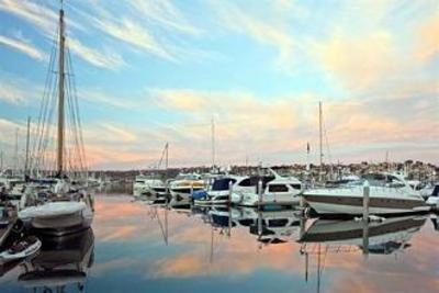 фото отеля Humphreys Half Moon Inn & Suites