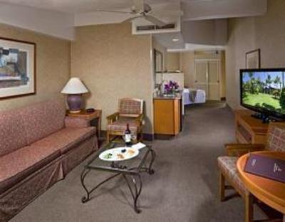 фото отеля Humphreys Half Moon Inn & Suites