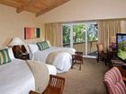 фото отеля Humphreys Half Moon Inn & Suites