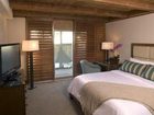 фото отеля Humphreys Half Moon Inn & Suites
