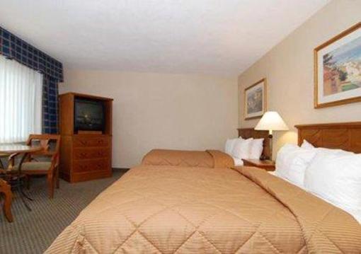 фото отеля Comfort Inn At The Harbor