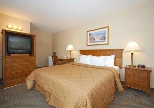 фото отеля Comfort Inn At The Harbor