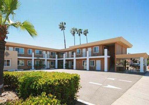 фото отеля Comfort Inn At The Harbor