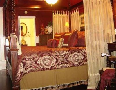 фото отеля The Saragossa Inn