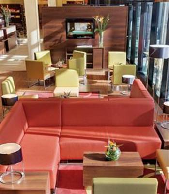 фото отеля Courtyard by Marriott Munchen City Ost