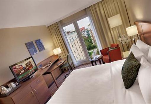 фото отеля Courtyard by Marriott Munchen City Ost