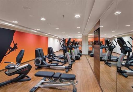 фото отеля Courtyard by Marriott Munchen City Ost