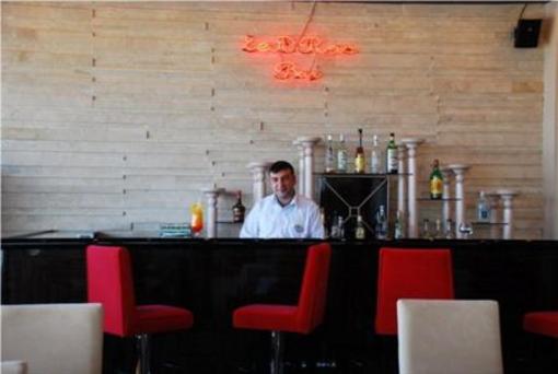 фото отеля Hotel Grand Finike
