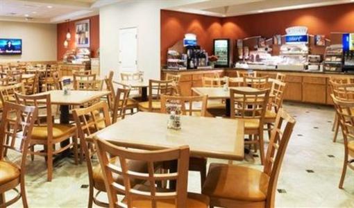 фото отеля Holiday Inn Express Hotel & Suites McAllen (Airport/La Plaza Mall)