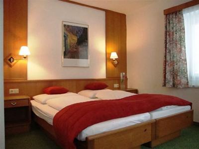 фото отеля Hotel Auwirt Hallein