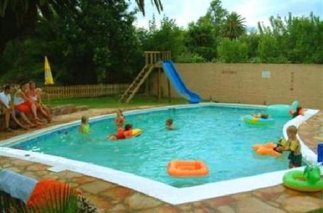 фото отеля 101 Oudtshoorn Holiday Accommodation