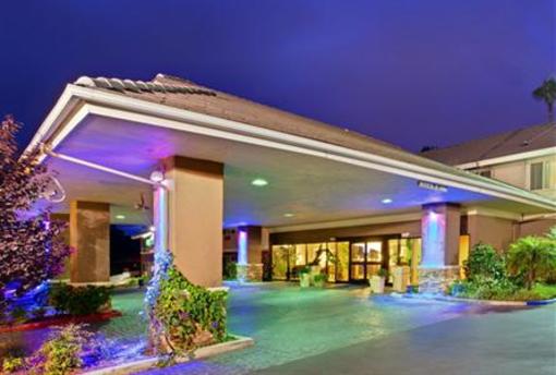 фото отеля Holiday Inn Express Encinitas - Cardiff Beach Area