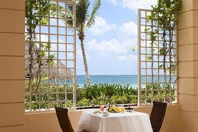 фото отеля Excellence Riviera Cancun Resort Puerto Morelos