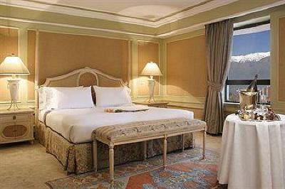 фото отеля Regal Pacific Hotel