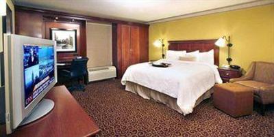 фото отеля Hampton Inn Marlborough