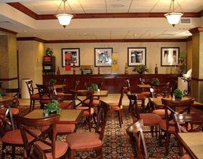 фото отеля Hampton Inn Marlborough