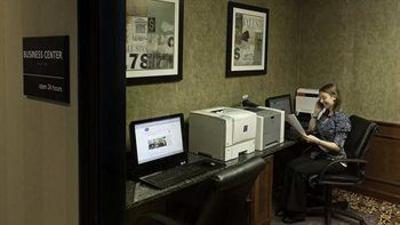 фото отеля Hampton Inn Marlborough