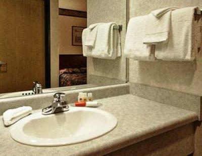 фото отеля Ramada Limited Hotel Strasburg