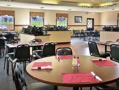фото отеля Ramada Limited Hotel Strasburg