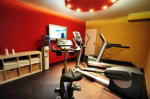 фото отеля Hotel Amadeus Hannover