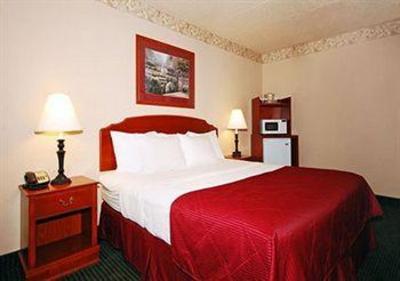 фото отеля Clarion Hotel Baraboo