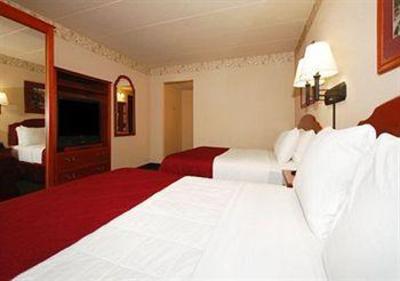 фото отеля Clarion Hotel Baraboo