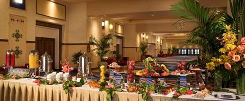 фото отеля Hilton Santa Fe Golf Resort & Spa at Buffalo Thunder