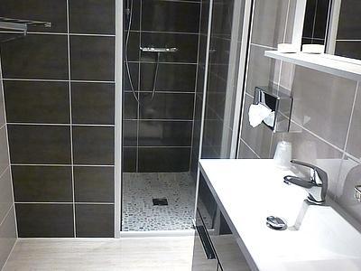фото отеля Logis Hotel De La Plage